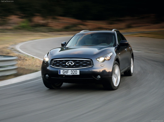 Infiniti-FX37-05