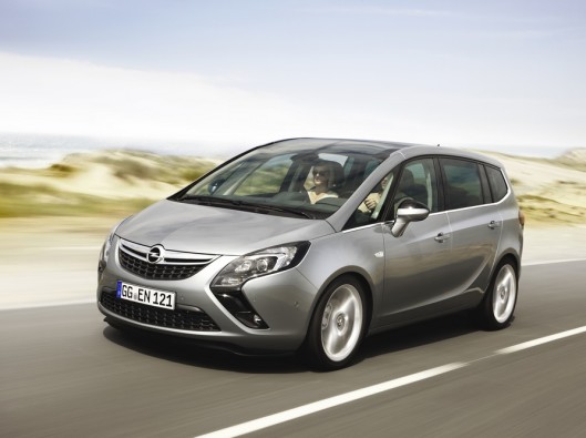 OPEL ZAFIRA NOLEGGIO A LUNGO TERMINE