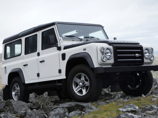 land_rover_defender_fire_ice_editions_wallpaper NOLEGGIO