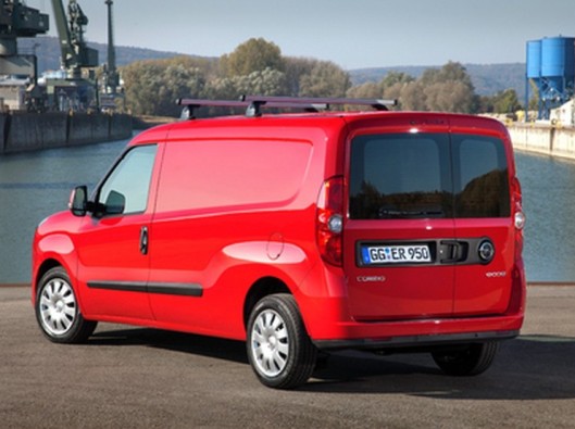 nowy-opel-combo-van_3158 NOLEGGIO A LUNGO TERMINE