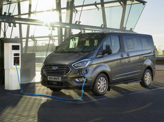 2019_ford_tourneo_custom_phev_noleggio lungo termine