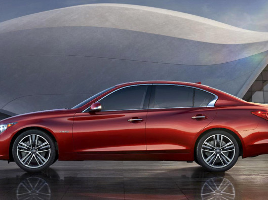 Infiniti-Q50 a noleggio a lungo termine