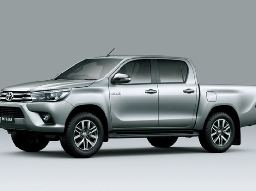 toyota-hylux-2015_a noleggio lungo termine