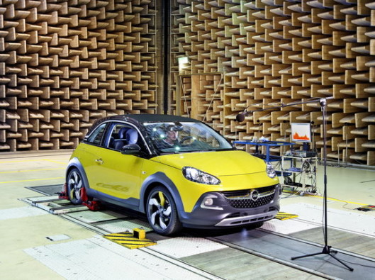 Opel Adam Rocks