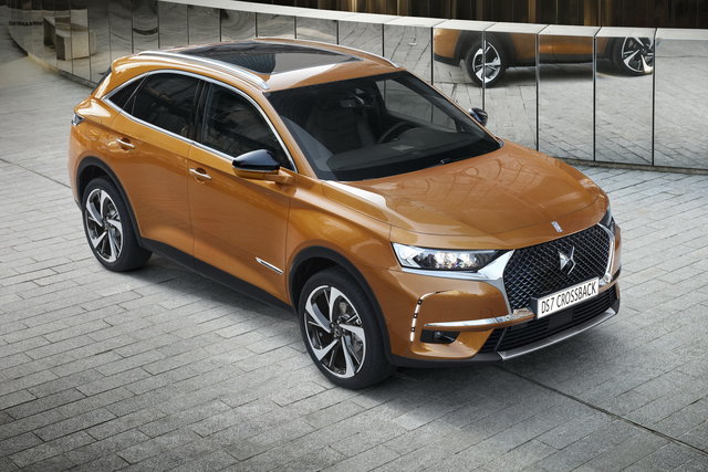 ds-7-crossback a noleggio lungo termine