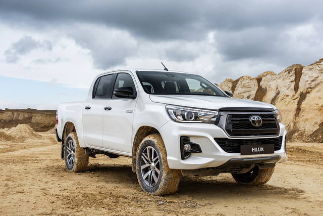 toyota-hilux-2019_14 a noleggio lungo termine