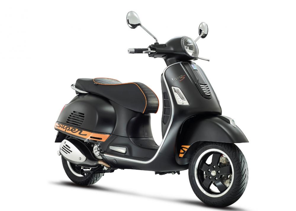 Vespa Piaggio noleggio lungo termine